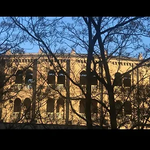  Appartement Duerme Junto A La Plaza De Toros De Granada. Espagne